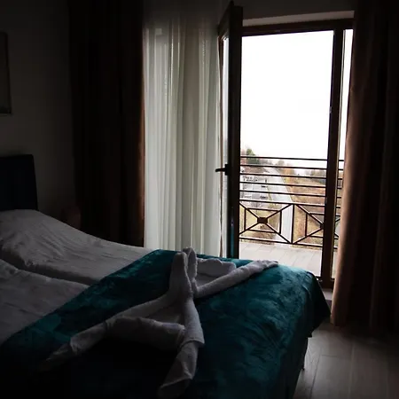 Apartment Larisa *